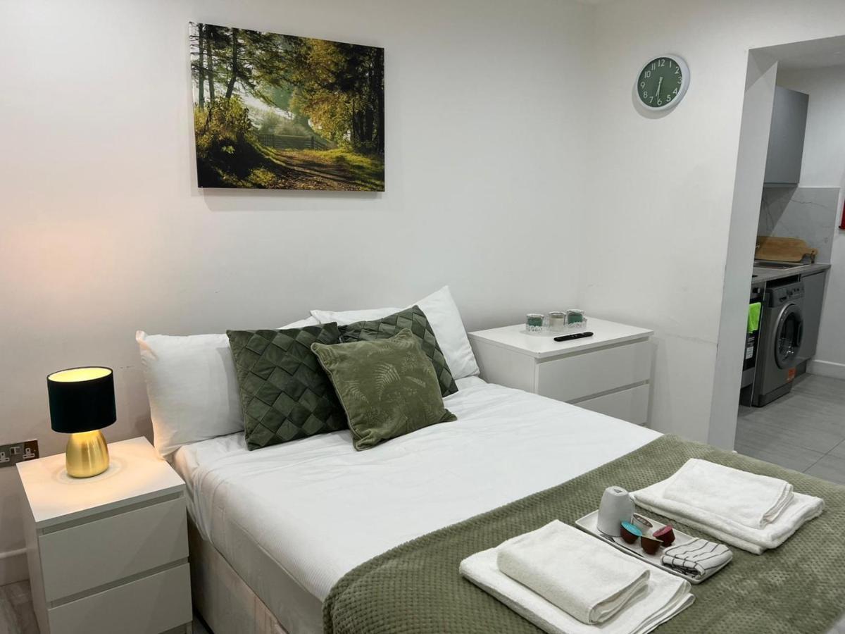 Central Harrow Cozy Apartment With Free Parking Harrow on the Hill Camera foto